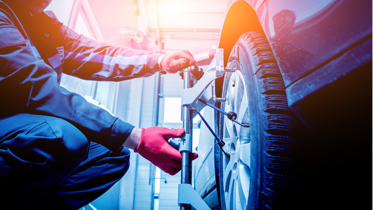 How do you stabilize a car when changing a tire